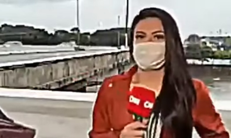 Cnn Reporter At Brazil Gets Mugged At Knifepoint While Reporting